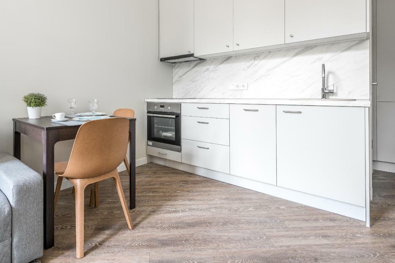 City Center Apartment By Urban Rent Vilnius Bagian luar foto