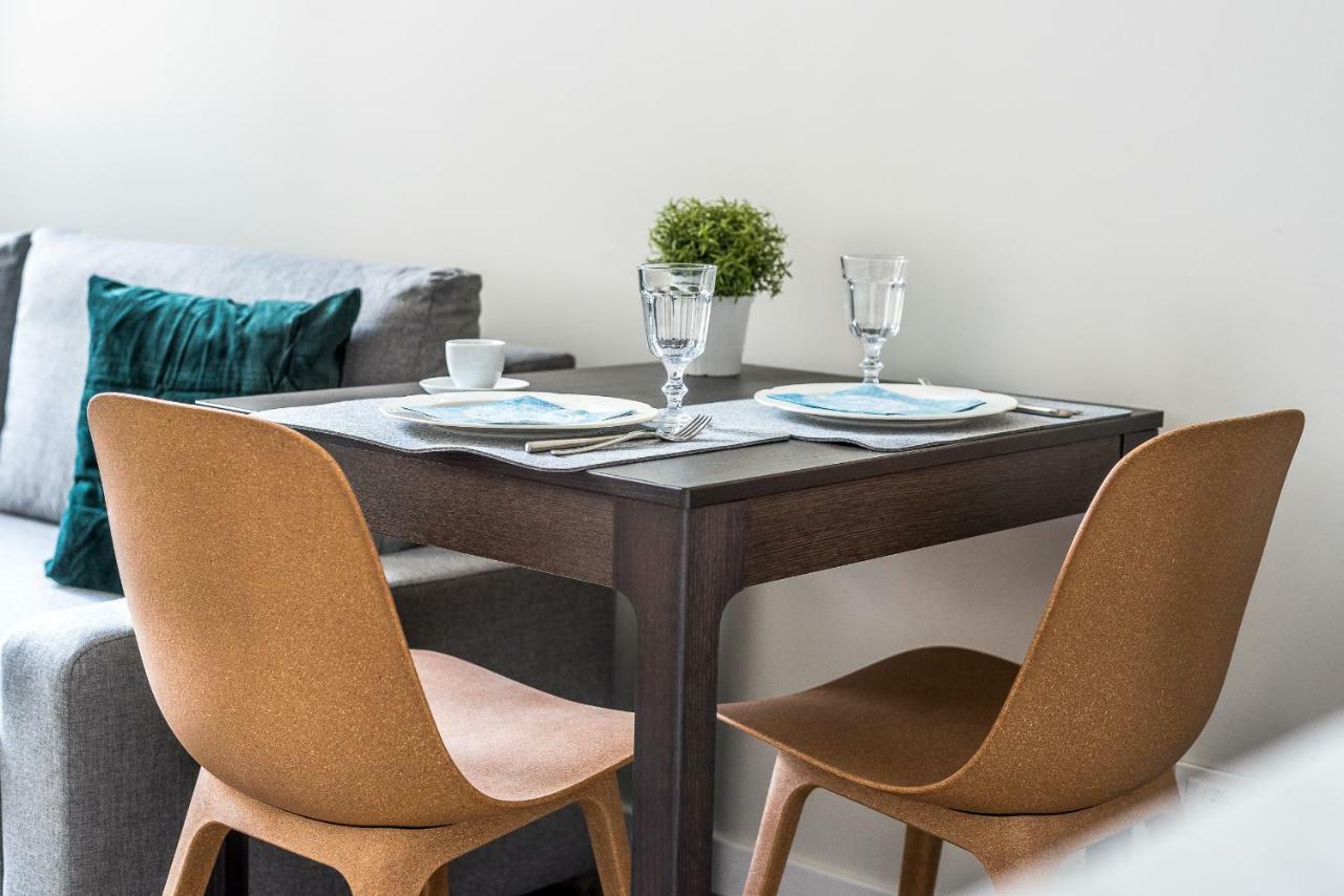 City Center Apartment By Urban Rent Vilnius Bagian luar foto